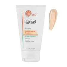 لایسل ضد آفتاب رنگی پوست چرب SPF 50 حجم 40ml